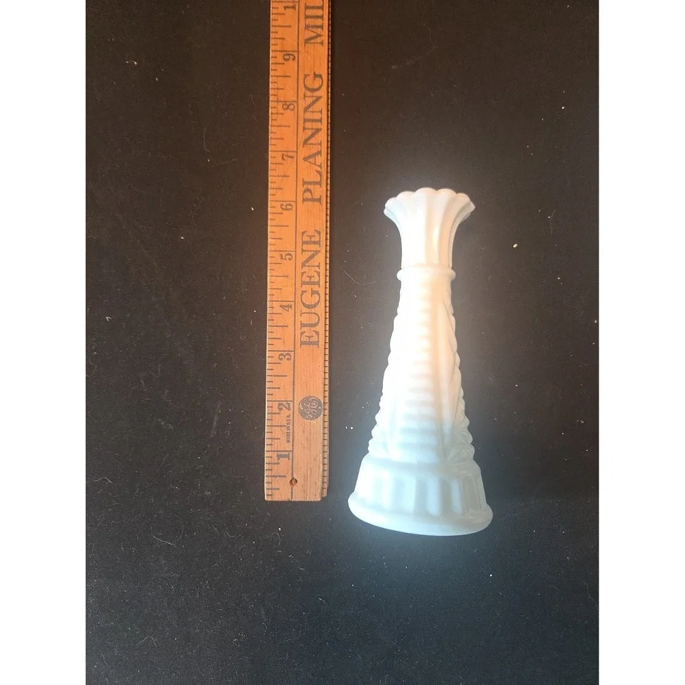 Lot of 6 Stars and Bars White Milk Glass Bud Vases 6